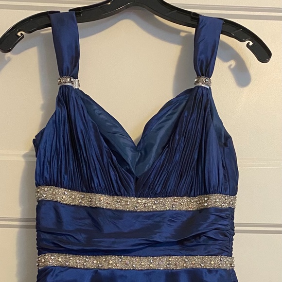 Faust Prom Long Dress - Picture 5 of 11